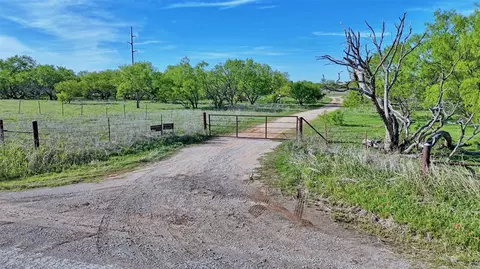 0 Applegate, Bowie, TX 76230 photo 24