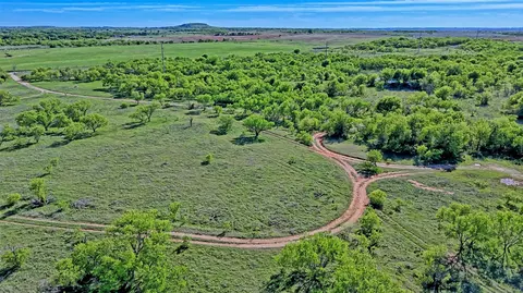 0 Applegate, Bowie, TX 76230 photo 13