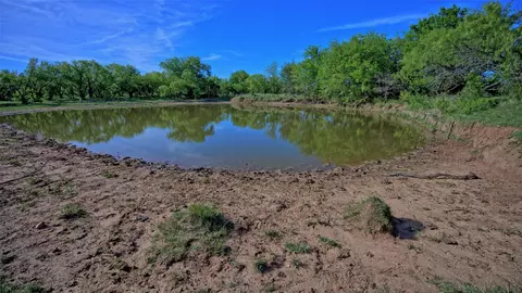 0 Applegate, Bowie, TX 76230 photo 8