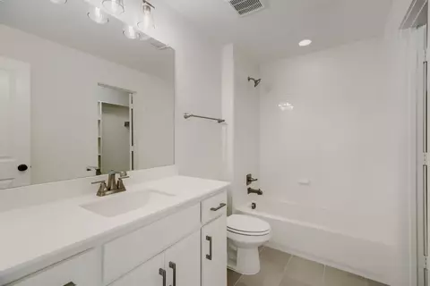 Bath - 4801 Strada St, Prosper, TX 75078 photo 7 of 7