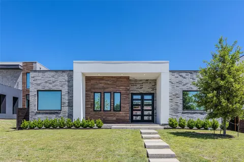 9742 Sunset Dr, Frisco, TX 75033