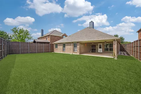 1401 Enchanted Rock Trl, Mckinney, TX 75072