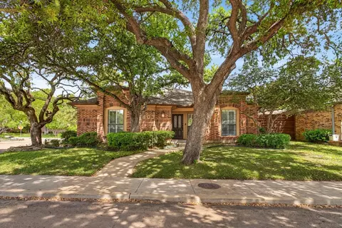 16603 Cleary Cir, Dallas, TX 75248