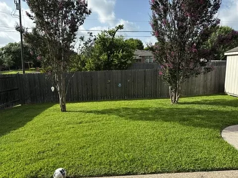Exterior - 600 Durango Cir, Hewitt, TX 76643 photo 8 of 9
