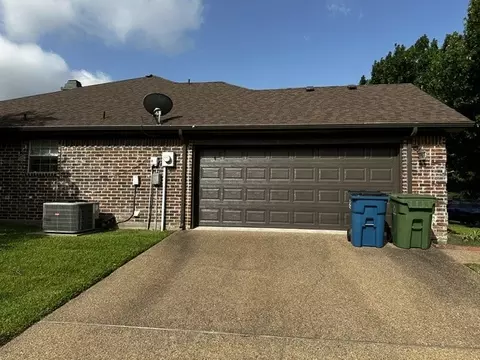 Exterior - 600 Durango Cir, Hewitt, TX 76643 photo 5 of 9