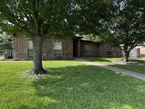 Exterior - 600 Durango Cir, Hewitt, TX 76643 photo 2 of 9