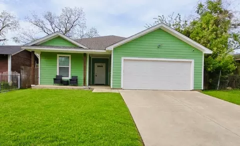 3225 Avenue M, Fort Worth, TX 76105
