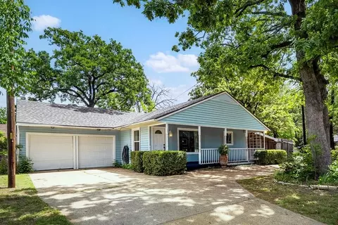 1125 Doe Run Rd, Tool, TX 75143