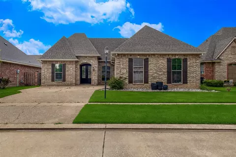 9329 S Plaquemine Dr, Shreveport, LA 71115
