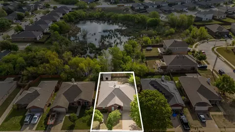 505 Park Meadows Dr, Crowley, TX 76036