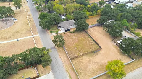 4608 Shackleford St, Fort Worth, TX 76119