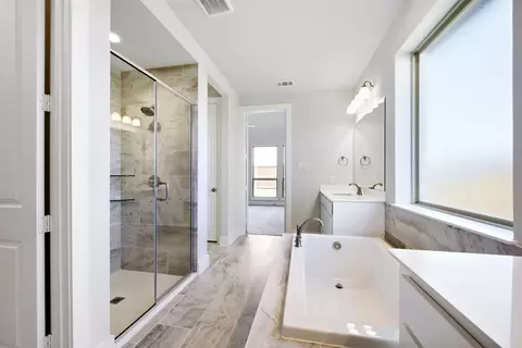 Bath - 11529 Hardwick Rd, Haslet, TX 76052 photo 2 of 4