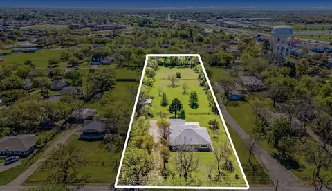 402 E Simonds Rd, Seagoville, TX 75159