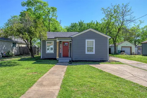 1209 S Maxey St, Sherman, TX 75090