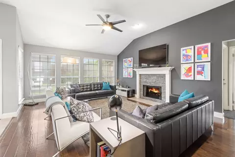 708 Summit Run, Lewisville, TX 75077