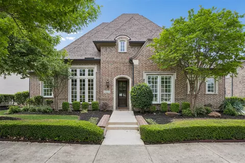 3445 Greenbrier Dr, Frisco, TX 75033