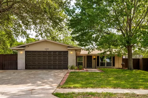 2306 Lakeland Pl, Carrollton, TX 75006
