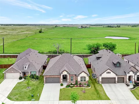 5408 Millenium Ct, Lantana, TX 76226