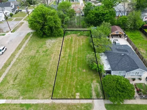 3404 Edgewood St, Dallas, TX 75215