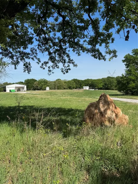 2618 County Road 1370, Alvord, TX 76225