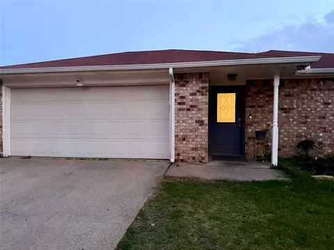 422 Jellison Blvd, Duncanville, TX 75116