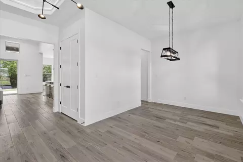 Entry Way - 182 Briar Patch Rd, Azle, TX 76020 photo 2 of 3
