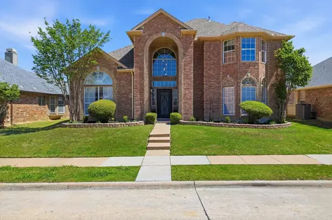 5028 Lake Vista Dr, The Colony, TX 75056