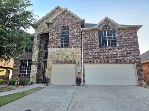 7329 San Diego Trl, Fort Worth, TX 76131
