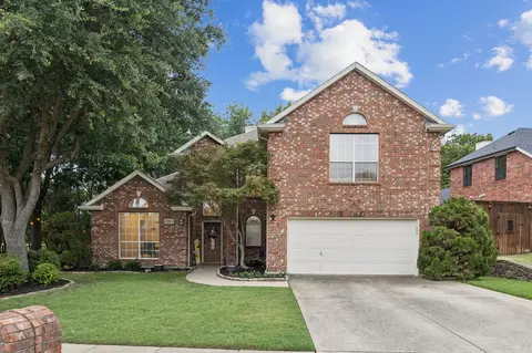5902 Ambassador Ln, Rowlett, TX 75089