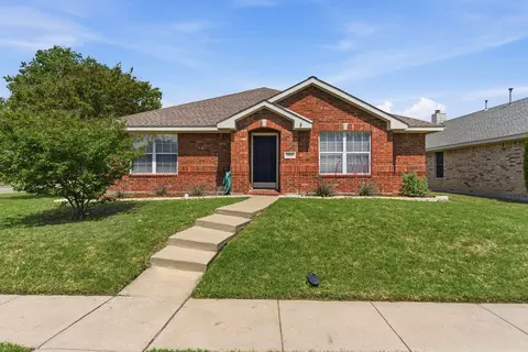 5020 Evergreen Dr, Mckinney, TX 75070