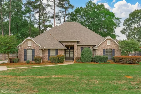 2009 Honeytree Trail Cir, Haughton, LA 71037