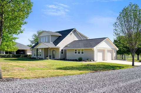 240 Durning Rd, Van Alstyne, TX 75495