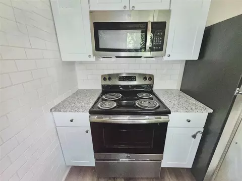 Kitchen - 724 Windsor Dr, Everman, TX 76140 photo 2 of 2