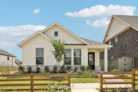 8708 Treeline Pkwy, Justin, TX 76247