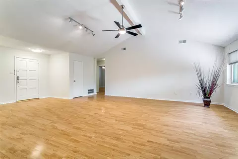 Living - 200 Lark Ln, Euless, TX 76039 photo 2 of 4