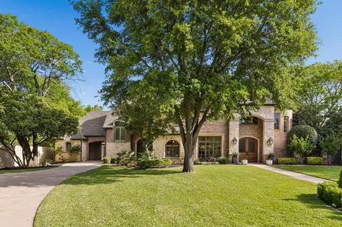 5707 Watson Cir, Dallas, TX 75225