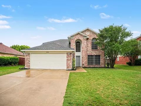 4523 Hanover St, Grand Prairie, TX 75052