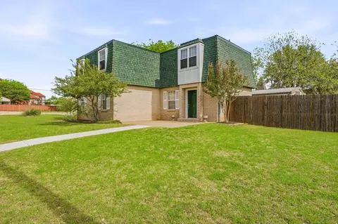 302 Hill St, Glen Rose, TX 76043