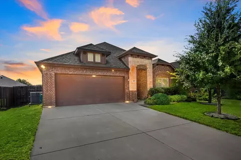 205 Carson Dr, Waxahachie, TX 75167