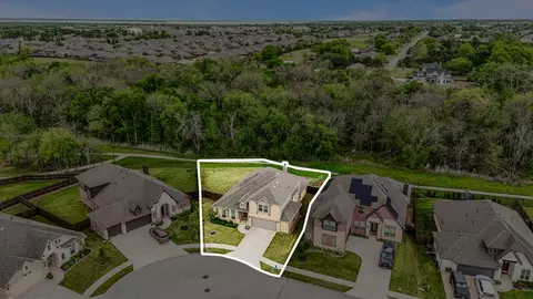 485 W Autumn Hill Blf, Lavon, TX 75166