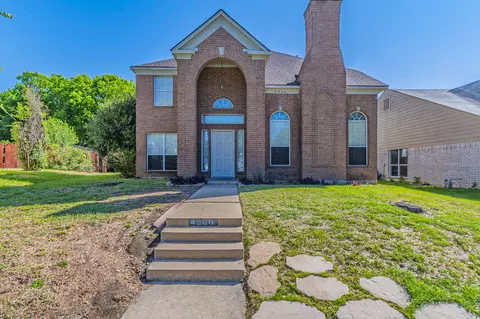 4500 Fargo Dr, Grand Prairie, TX 75052