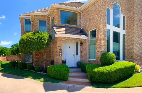 8404 Sunset Cove Dr, Fort Worth, TX 76179