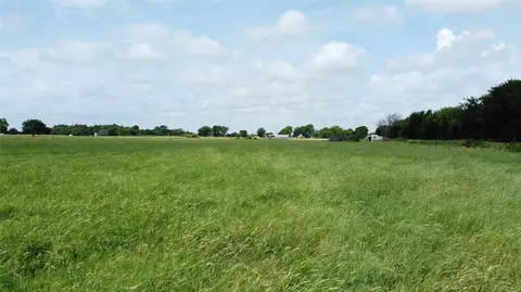 11742 Dane Rd, Pilot Point, TX 76258 photo 9