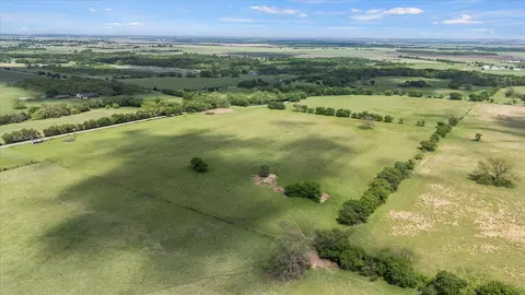 11742 Dane Rd, Pilot Point, TX 76258 photo 22