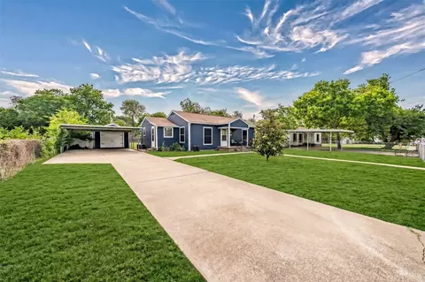 1802 Keneipp Rd, Carrollton, TX 75006