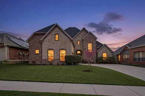 3813 Miramar Dr, Denton, TX 76210