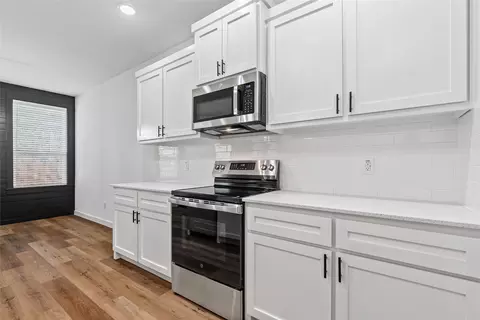 Kitchen - 113 N Third St, Celeste, TX 75423 photo 5 of 9
