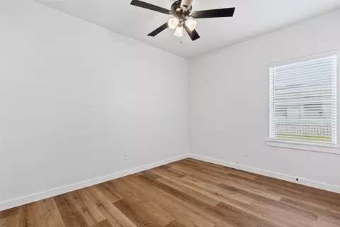 Bedroom - 113 N Third St, Celeste, TX 75423 photo 5 of 5