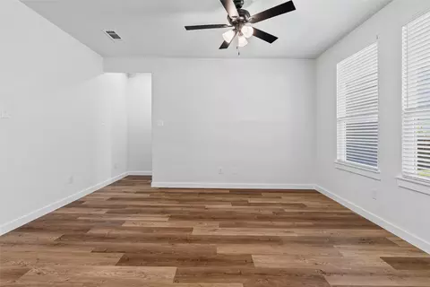 Living - 113 N Third St, Celeste, TX 75423 photo 1 of 3