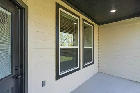 Exterior - 113 N Third St, Celeste, TX 75423 photo 4 of 7